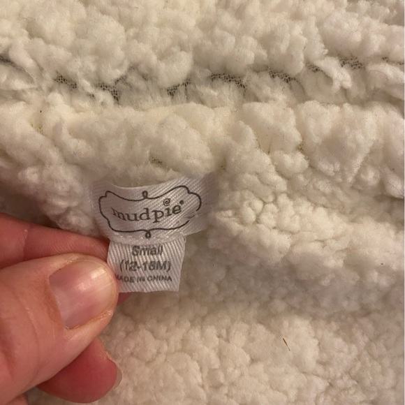 MUD PIE Buffalo Plaid/Sherpa Vest 12-18m - Picture 5 of 5